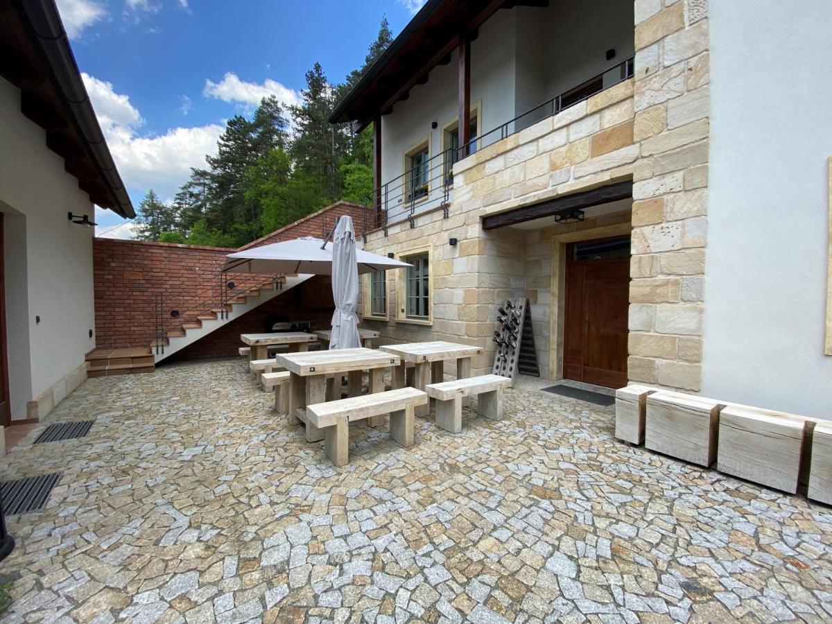 Penzion Stodola Bela pod Bezdezem Exterior foto