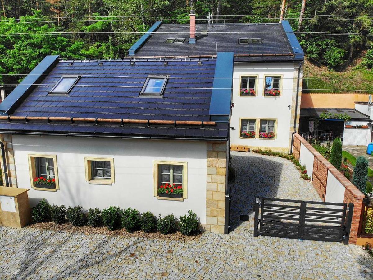 Penzion Stodola Bela pod Bezdezem Exterior foto