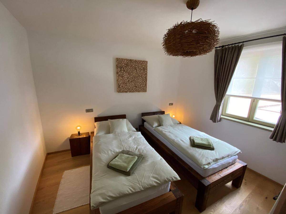 Penzion Stodola Bela pod Bezdezem Exterior foto